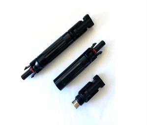 Penyambung solar dengan fius