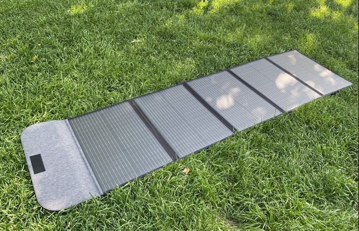 Panel solar mudah alih untuk stesen janakuasa mudah alih